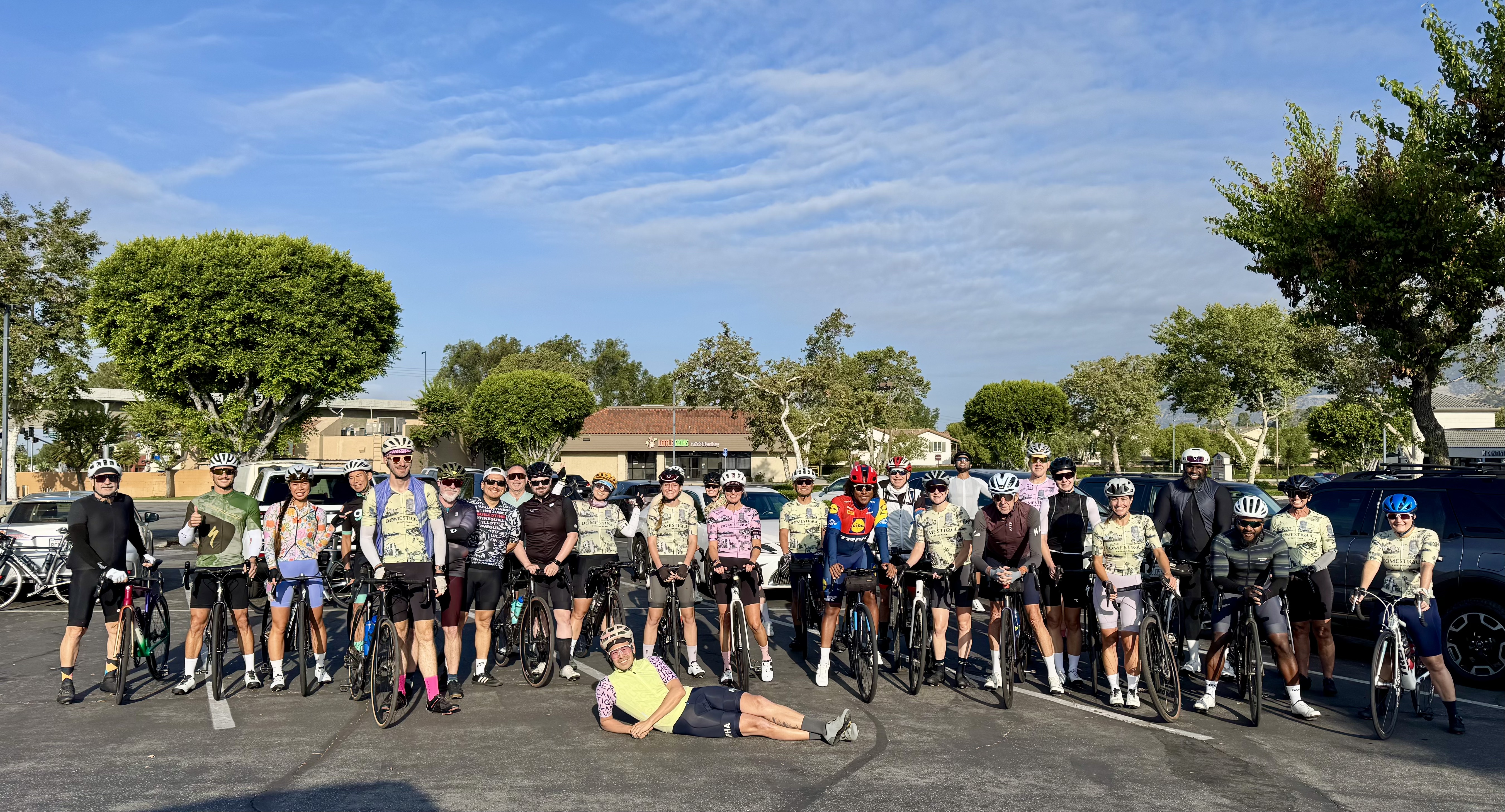 The whole DCC club gathered with their bikes at the GMR Getaway start